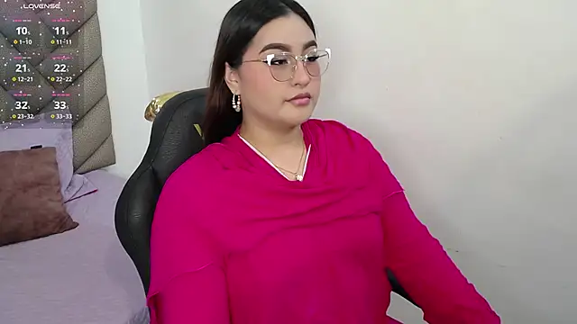 Snapshot of heluejamil chatting on October 27, 8:02 pm heluejamil online show from October 27, 8:02 pm