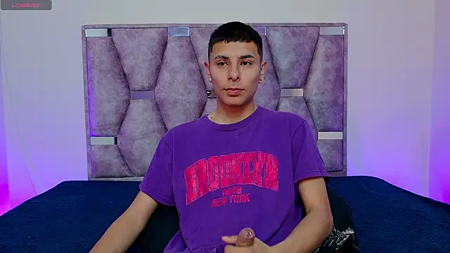 lana and liam  online show from September 9, 10:26 am