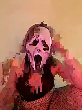 Snapshot of PatryO99 chatting on October 27, 10:25 pm PatryO99 online show from October 27, 10:25 pm