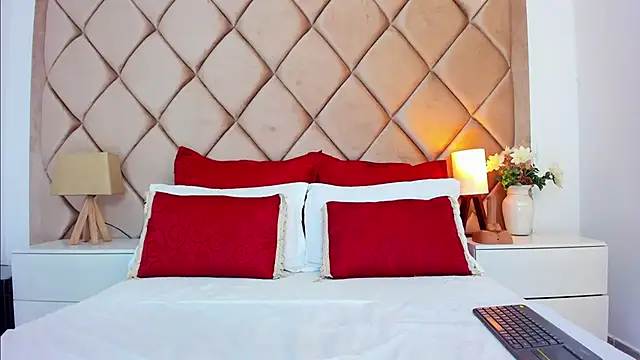 AngelinaDuvall online show from February 9, 10:08 am