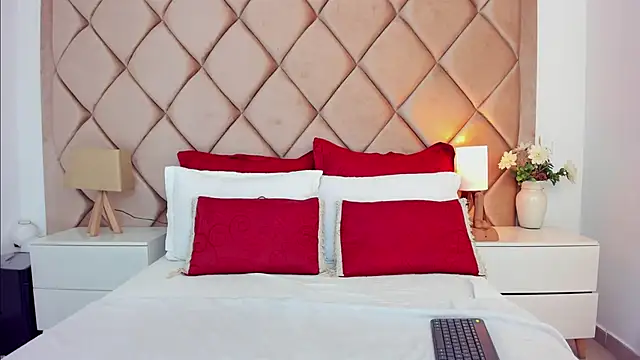 AngelinaDuvall online show from February 15, 12:58 pm