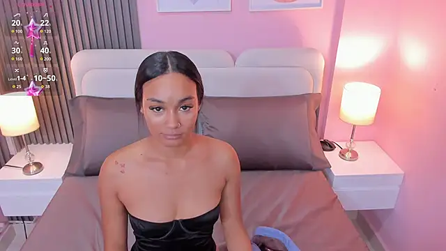 Snapshot of Clawdeen__wolf chatting on September 18, 8:00 pm Clawdeen wolf online show from September 18, 8:00 pm