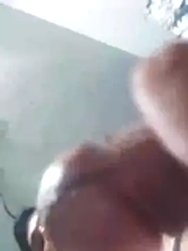 Snapshot of Durgesh1968 chatting on February 26, 6:40 pm Durgesh1968 online show from February 26, 6:40 pm