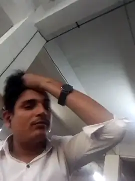 Snapshot of Durgesh1968 chatting on March 2, 12:01 pm Durgesh1968 online show from March 2, 12:01 pm