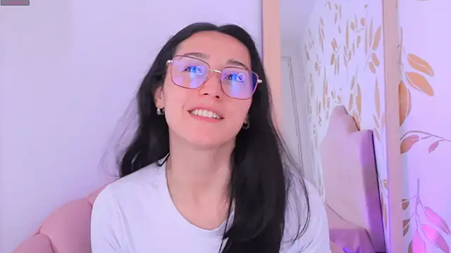 Ginevra esposito online show from November 18, 1:04 pm