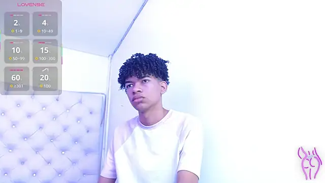 Ivone Rose  online show from October 3, 12:24 pm