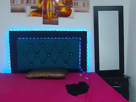 Snapshot of silvana_dolll chatting on October 26, 7:42 pm silvana dolll online show from October 26, 7:42 pm