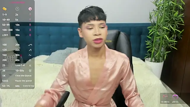 Snapshot of dilan_911 chatting on October 4, 5:44 pm dilan 911 online show from October 4, 5:44 pm