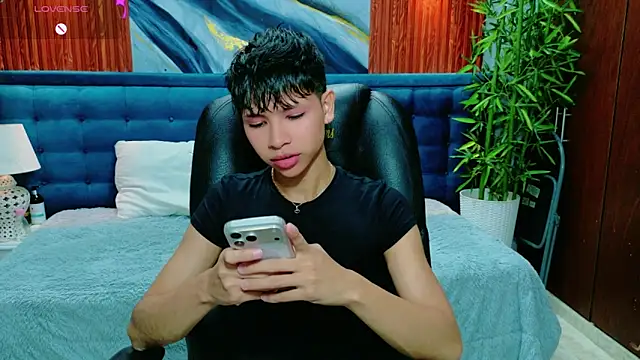 dilan 911 online show from March 6, 6:26 pm