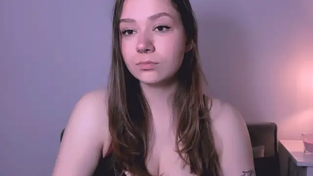 Snapshot of KatySensualy chatting on April 24, 3:25 pm KatySensualy online show from April 24, 3:25 pm