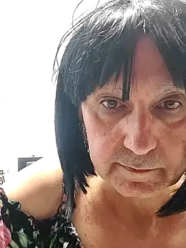 Emily de Carla online show from October 9, 2:37 pm