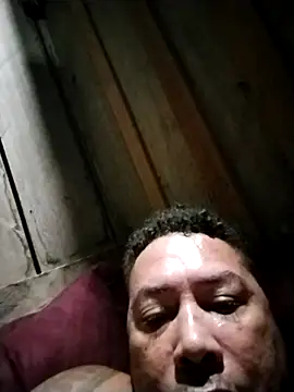 Snapshot of dsvrsa chatting on October 1, 1:33 am dsvrsa online show from October 1, 1:33 am