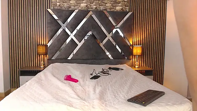 Snapshot of channelhs chatting on October 30, 4:47 am channelhs online show from October 30, 4:47 am