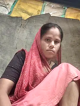 Snapshot of Hot-ilaiy chatting on October 12, 1:37 am Hot-ilaiy online show from October 12, 1:37 am