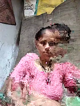 Snapshot of Hot-ilaiy chatting on October 19, 2:12 am Hot-ilaiy online show from October 19, 2:12 am