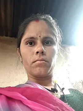 Snapshot of Hot-ilaiy chatting on November 10, 11:42 am Hot-ilaiy online show from November 10, 11:42 am