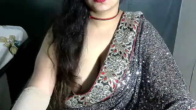 Snapshot of sexy_indianboobs chatting on January 26, 8:23 pm sexy indianboobs online show from January 26, 8:23 pm