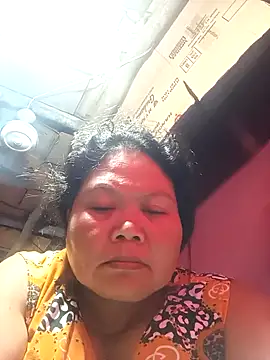 Snapshot of Mari_fvcks chatting on October 12, 9:52 am Mari fvcks online show from October 12, 9:52 am