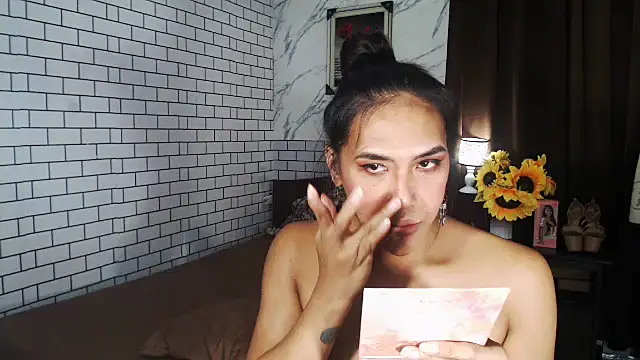 Latinahugecock online show from October 4, 8:34 am