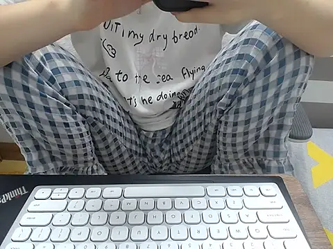 Lamoon 2k online show from October 28, 3:54 am