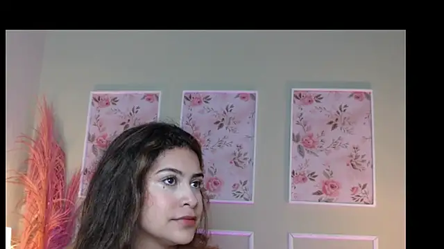 Snapshot of CurlyDani chatting on October 29, 12:07 pm CurlyDani online show from October 29, 12:07 pm