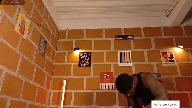 Snapshot of JothaFit chatting on February 20, 11:11 am JothaFit online show from February 20, 11:11 am