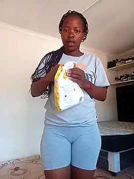 CandyNaynay online show from February 7, 7:01 am