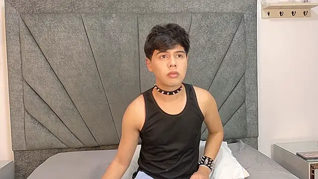 Snapshot of Felipe_Cold chatting on February 11, 2:27 am Felipe Cold online show from February 11, 2:27 am