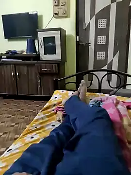 Snapshot of breezer3457 chatting on January 9, 7:15 pm breezer3457 online show from January 9, 7:15 pm