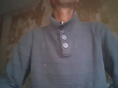 Snapshot of maxpowers84 chatting on April 20, 3:59 pm maxpowers84 online show from April 20, 3:59 pm
