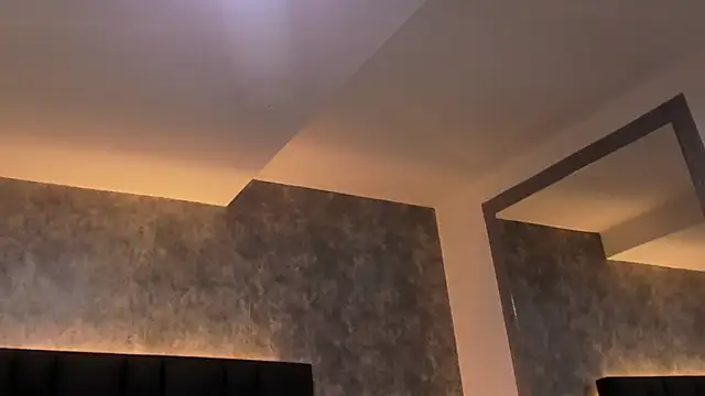 crystaldarliing online show from November 11, 2:17 pm