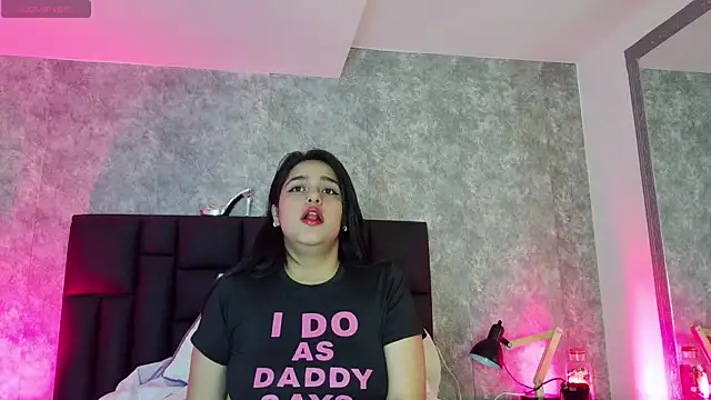 crystaldarliing online show from May 23, 8:57 pm