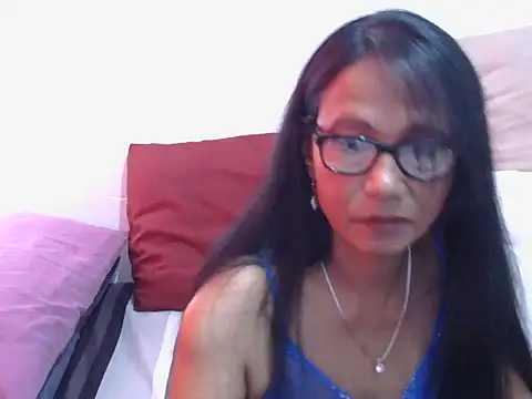 Snapshot of indian_sherryxo chatting on September 21, 8:49 am indian sherryxo online show from September 21, 8:49 am