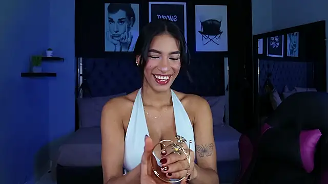 kitty collins  online show from March 12, 11:49 am