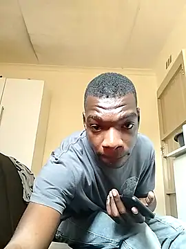 Snapshot of TmanZim2025 chatting on September 17, 10:17 am TmanZim2025 online show from September 17, 10:17 am