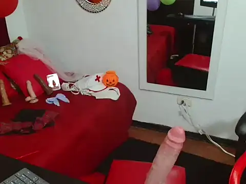 Snapshot of rous-kinky chatting on October 31, 3:13 pm rous-kinky online show from October 31, 3:13 pm