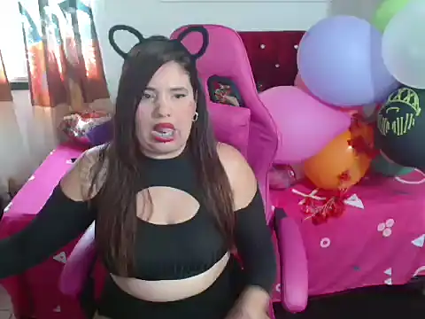 Snapshot of rous-kinky chatting on November 15, 1:29 pm rous-kinky online show from November 15, 1:29 pm