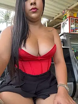 Isaa-Sweet online show from May 10, 3:06 pm