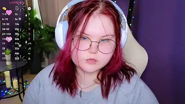 fillisfox  online show from March 27, 11:21 am