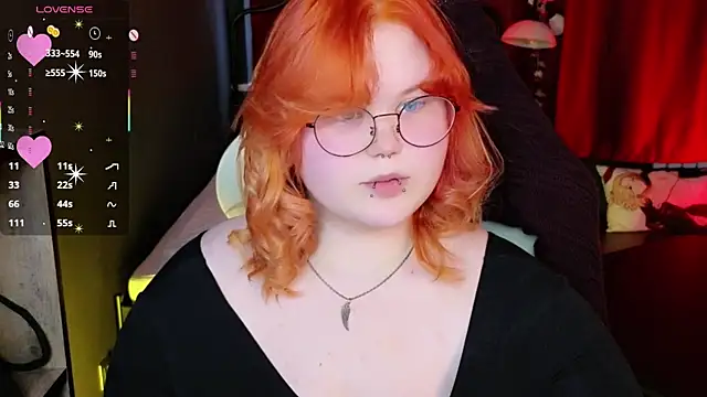 fillisfox  online show from April 12, 4:34 pm