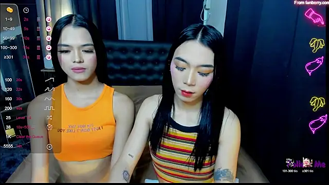 Snapshot of bellamoonlightX chatting on December 14, 8:30 am bellamoonlightX online show from December 14, 8:30 am