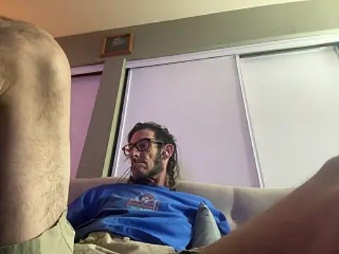 SmokeyKnight online show from March 20, 7:35 am