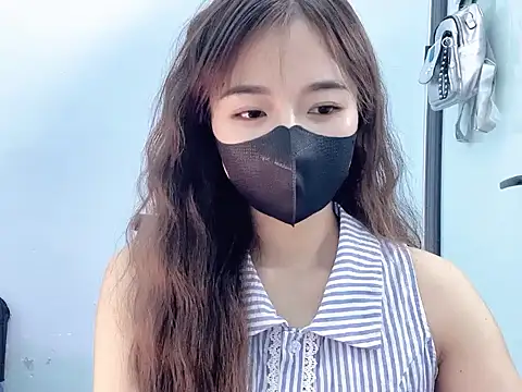 Snapshot of Tinaa-22 chatting on September 11, 3:23 pm Tinaa-22 online show from September 11, 3:23 pm