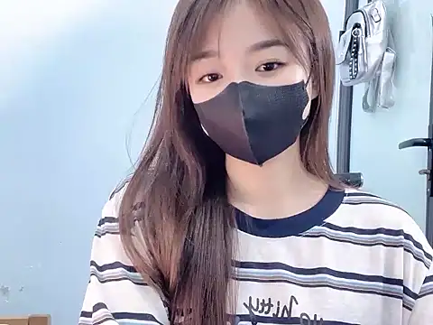 Snapshot of Tinaa-22 chatting on October 1, 3:29 pm Tinaa-22 online show from October 1, 3:29 pm