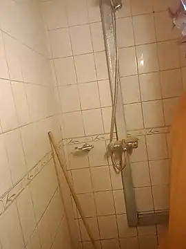 kendrafarq online show from November 1, 4:36 am