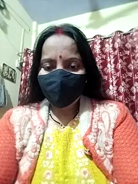 Snapshot of sharda35 chatting on December 23, 6:11 am sharda35 online show from December 23, 6:11 am