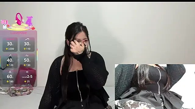 Snapshot of ___momo___0717 chatting on September 14, 11:31 am    momo   0717 online show from September 14, 11:31 am