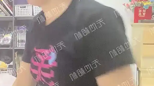 Snapshot of Eve-o chatting on November 16, 7:58 am Eve-o online show from November 16, 7:58 am