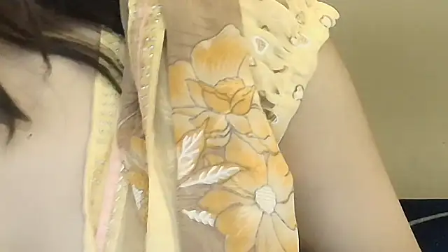 SWEET-18-TEEN online show from April 15, 11:05 pm