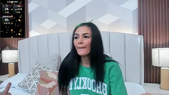 Mommy Naughty online show from March 17, 11:24 am